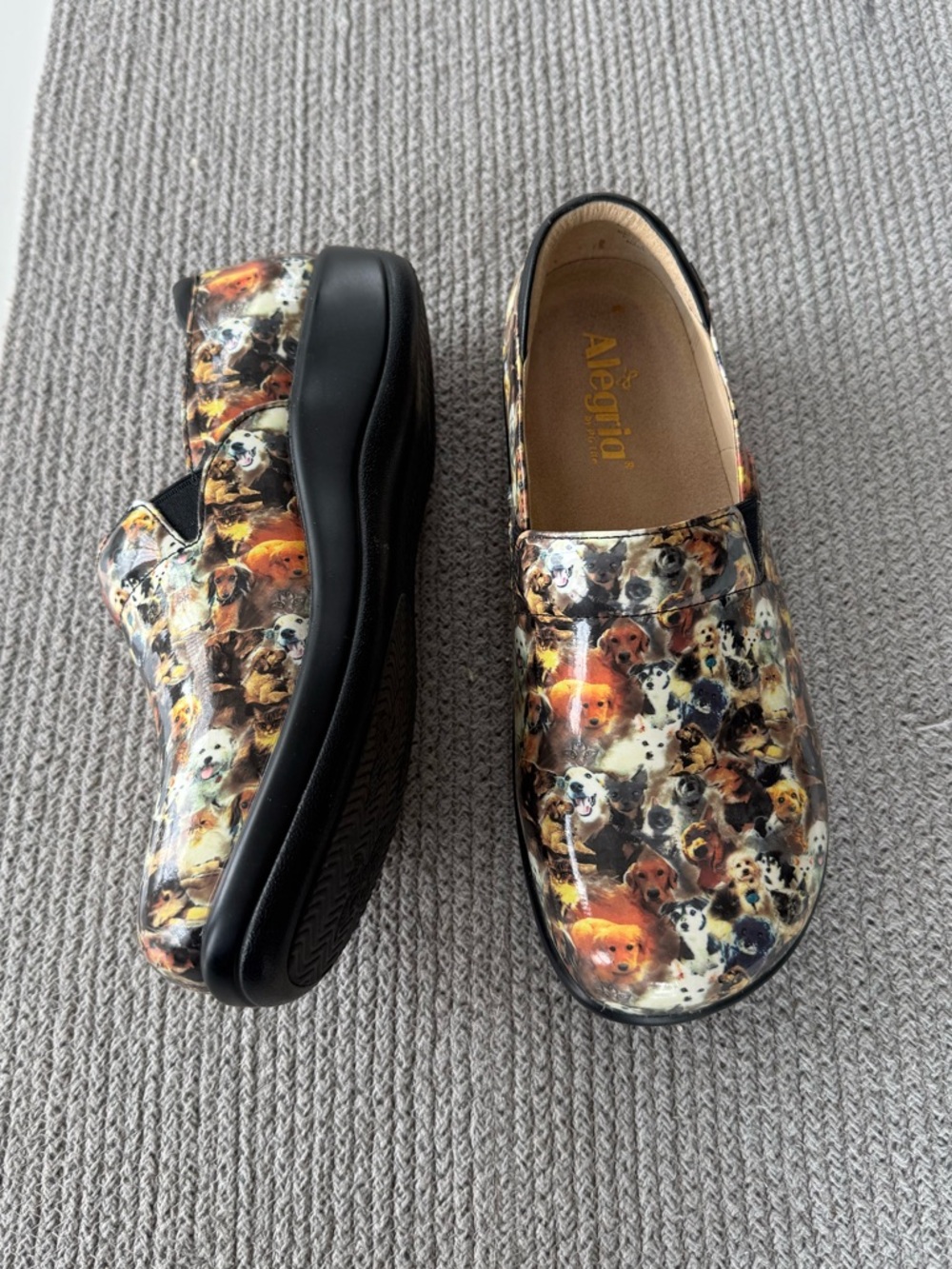 Alegria Dogs Puppies Printed Comfort Clogs Nursing Walking Size 39